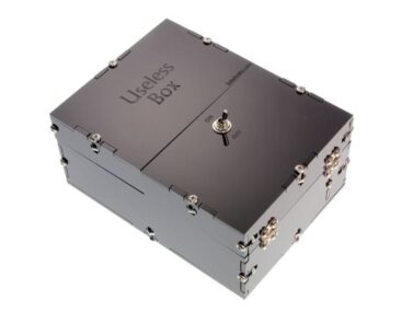 Solarbotics Useless Box Kit