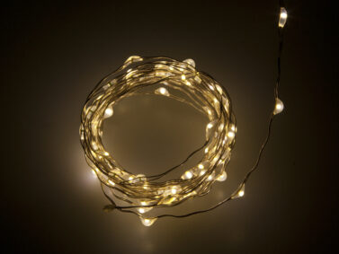 Superflex 3m 90 Warm White LED Strand with 3xAA Battery Box