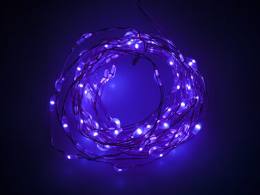 Superflex 3m 90 Purple LED Strand with 3xAA Battery Box