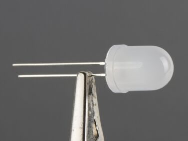 LED - White 10mm Diffused Candle Flicker