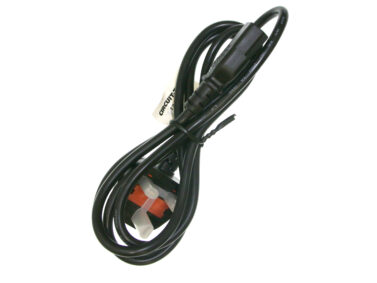 3 Conductor - UK plug (BS1363) to IEC320-C13 socket, 6ft, 220V