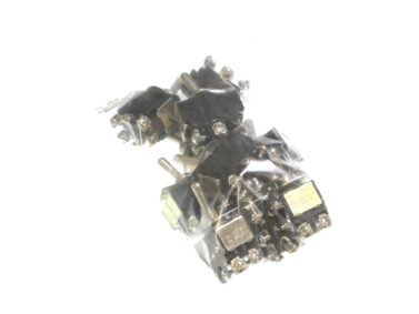 Switch, Toggle DPDT - 10A/125V, On/On, Screw 10/pk