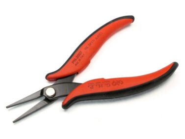 Hakko CHP Needlenose Pliers, Serrated