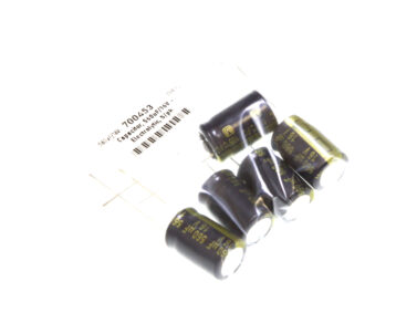 Capacitor, 560uF/16V - Electrolytic, 5/pk