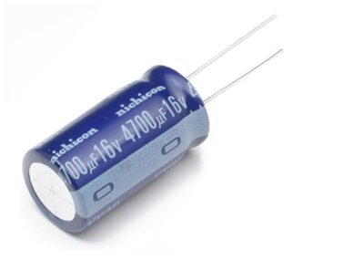 4700&micro;F 16V Electrolytic Capacitor