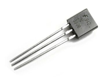 2N3906 PNP Transistor
