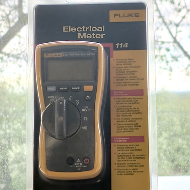 Fluke 114 True RMS Multimeter